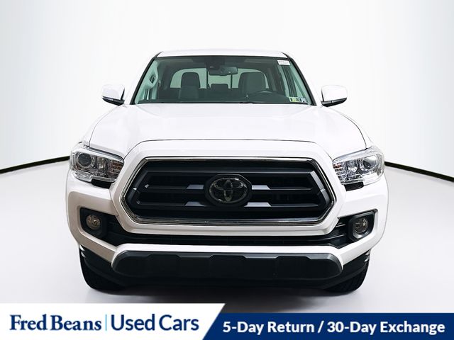 2022 Toyota Tacoma SR5 photo 2