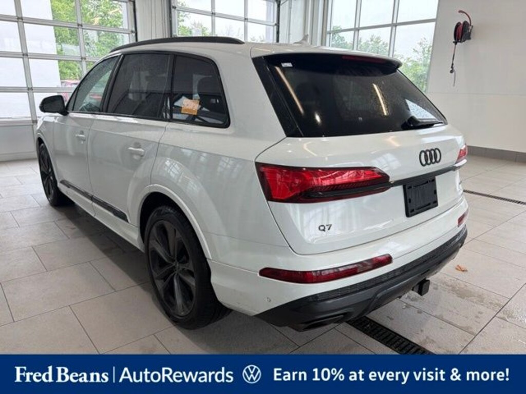 Used 2025 Audi Q7 55 Premium Plus SUV
