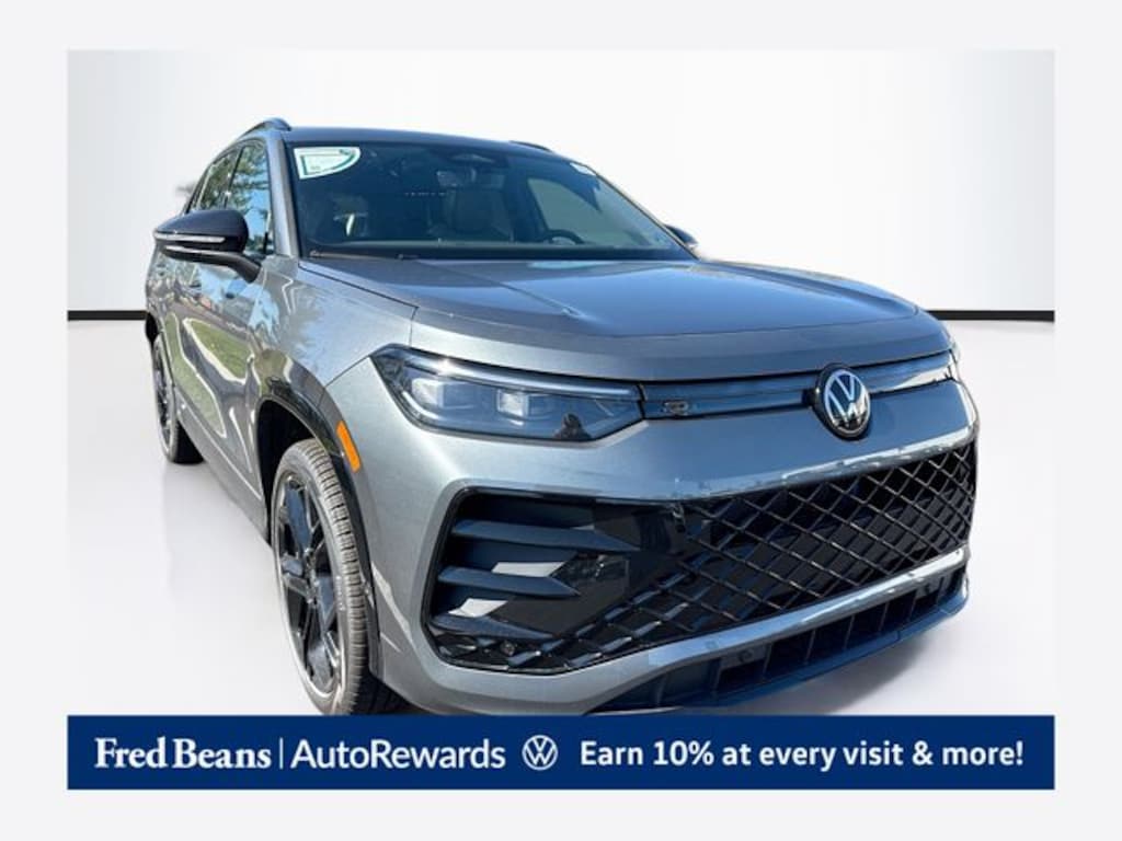 New 2026 Volkswagen Tiguan 2.0T SE R-Line Black SUV