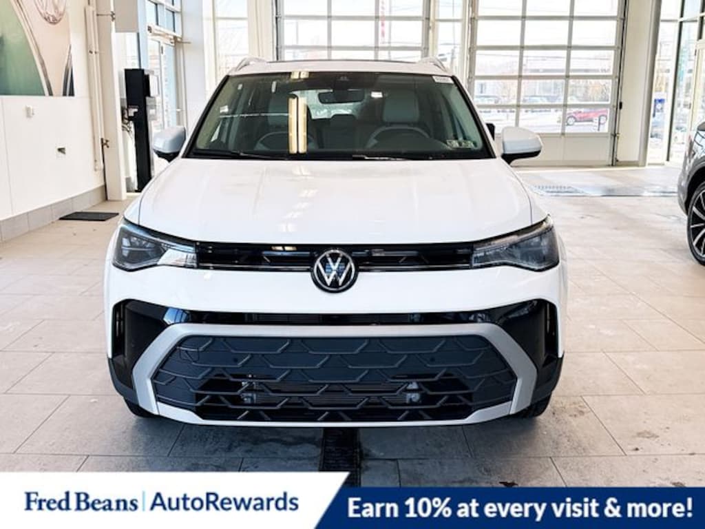 New 2026 Volkswagen Taos 1.5T SE SUV