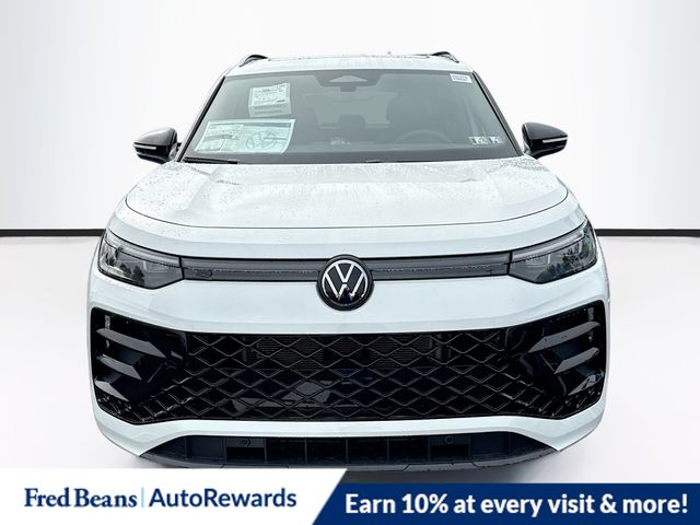 2025 Volkswagen Tiguan SE R-Line Black photo 2