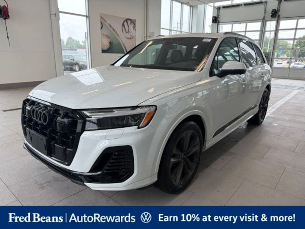 Used 2025 Audi Q7 55 Premium Plus SUV