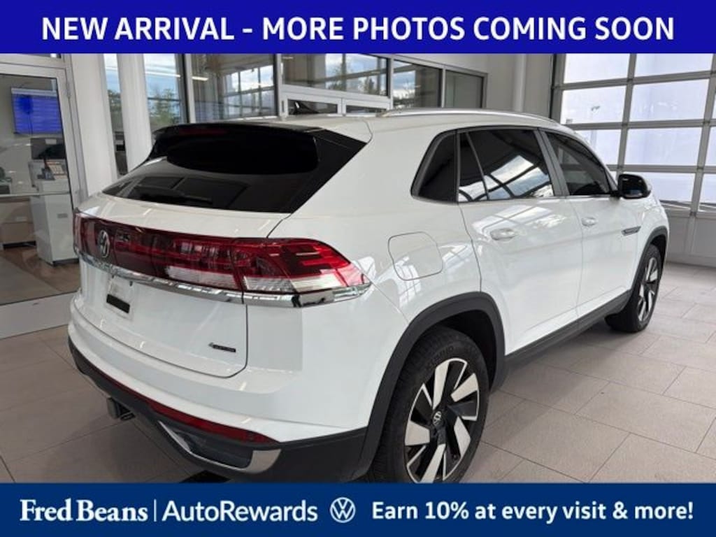 Used 2024 Volkswagen Atlas Cross Sport 2.0T SE w/Technology SUV