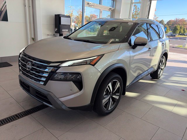 Used 2025 Nissan Rogue SL SUV