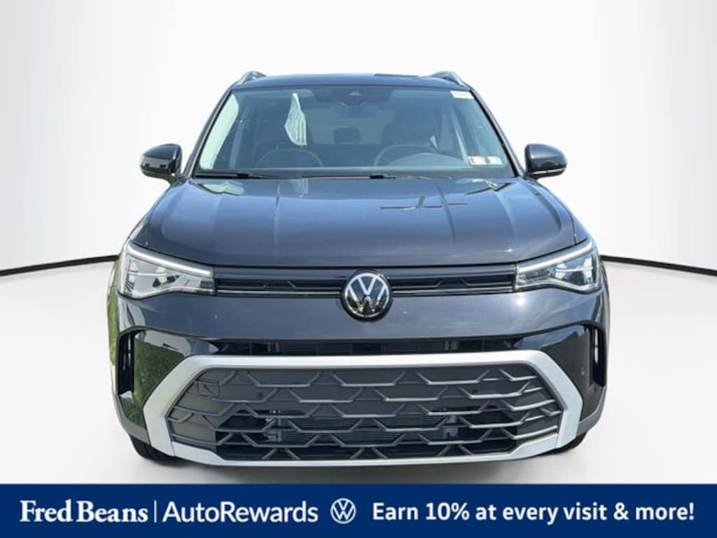 New 2026 Volkswagen Taos 1.5T SE SUV