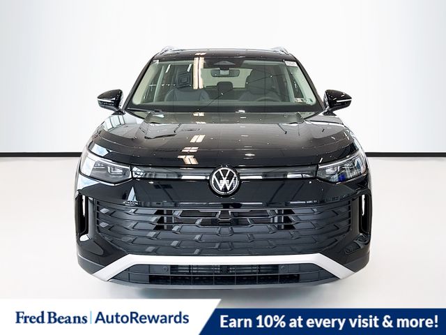 2026 Volkswagen Tiguan SE photo 2