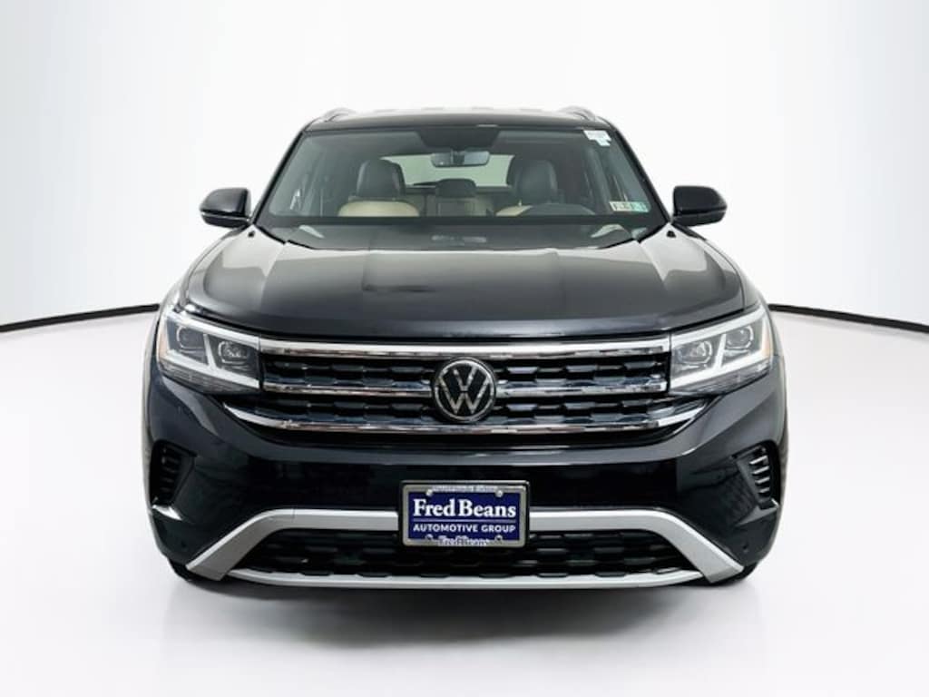 Certified 2023 Volkswagen Atlas Cross Sport 2.0T SE w/Technology SUV