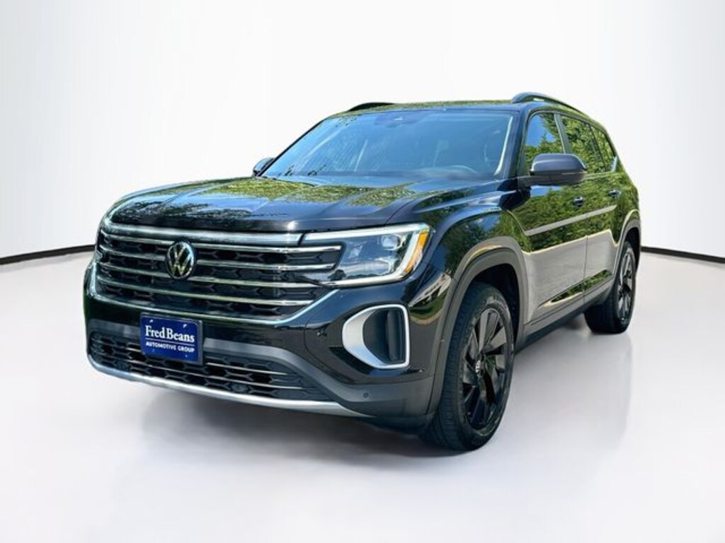 Certified 2024 Volkswagen Atlas 2.0T SE w/Technology SUV