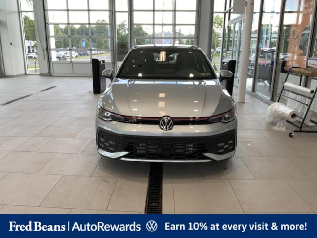 New 2025 Volkswagen Golf GTI 2.0T SE Hatchback