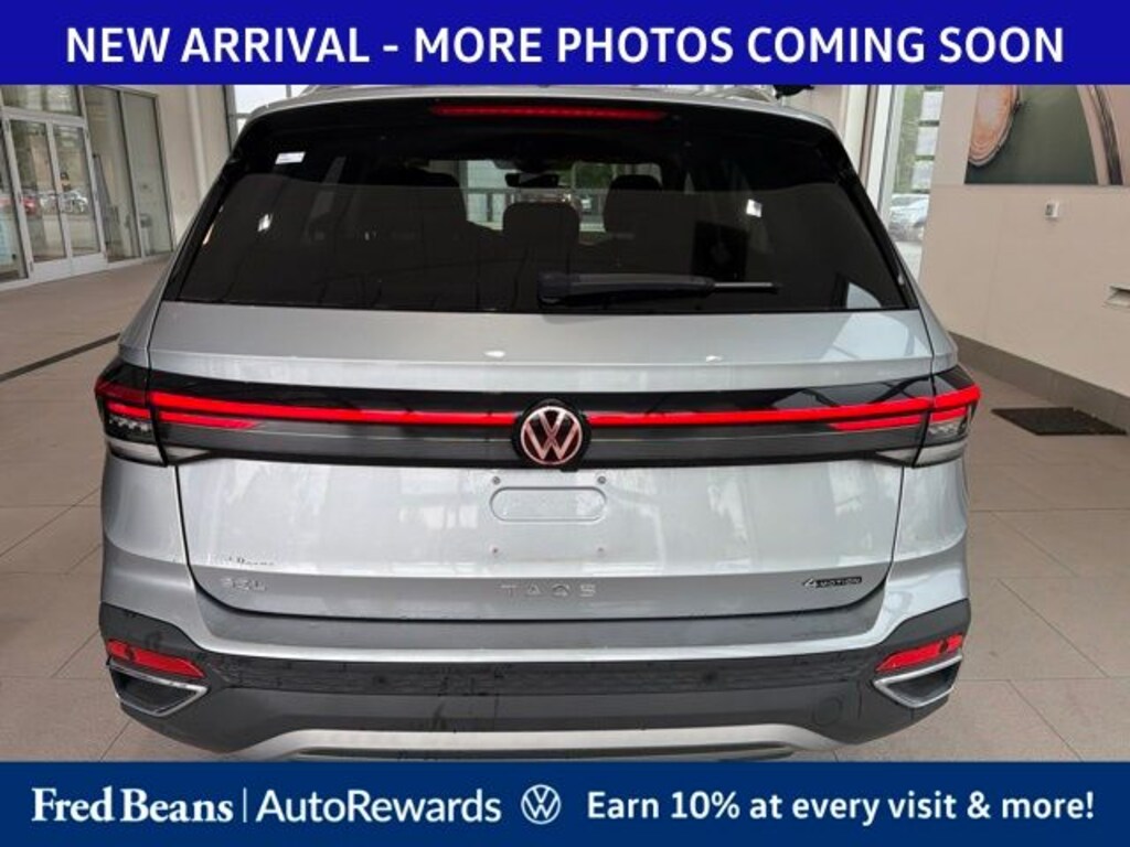 Used 2025 Volkswagen Taos 1.5T SEL SUV