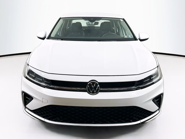 2025 Volkswagen Jetta 1.5T S photo 2