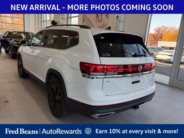 Used 2024 Volkswagen Atlas 2.0T SE w/Technology SUV