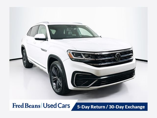 2022 Volkswagen Atlas Cross Sport SEL R-Line's photo