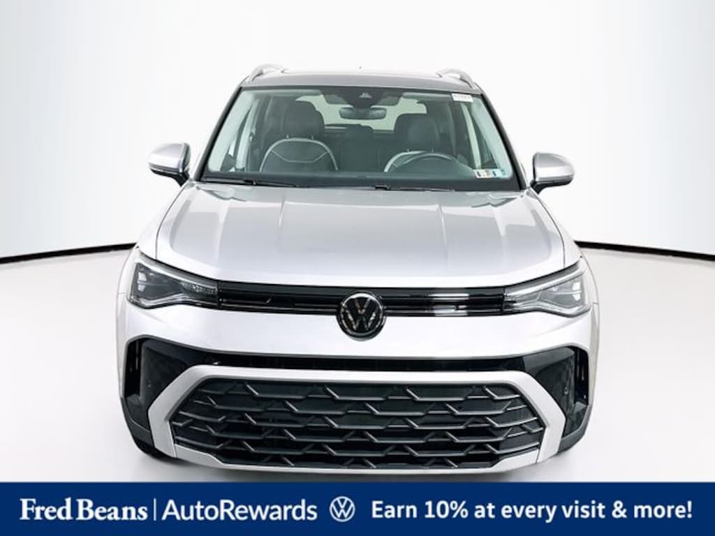 Used 2025 Volkswagen Taos 1.5T SE SUV