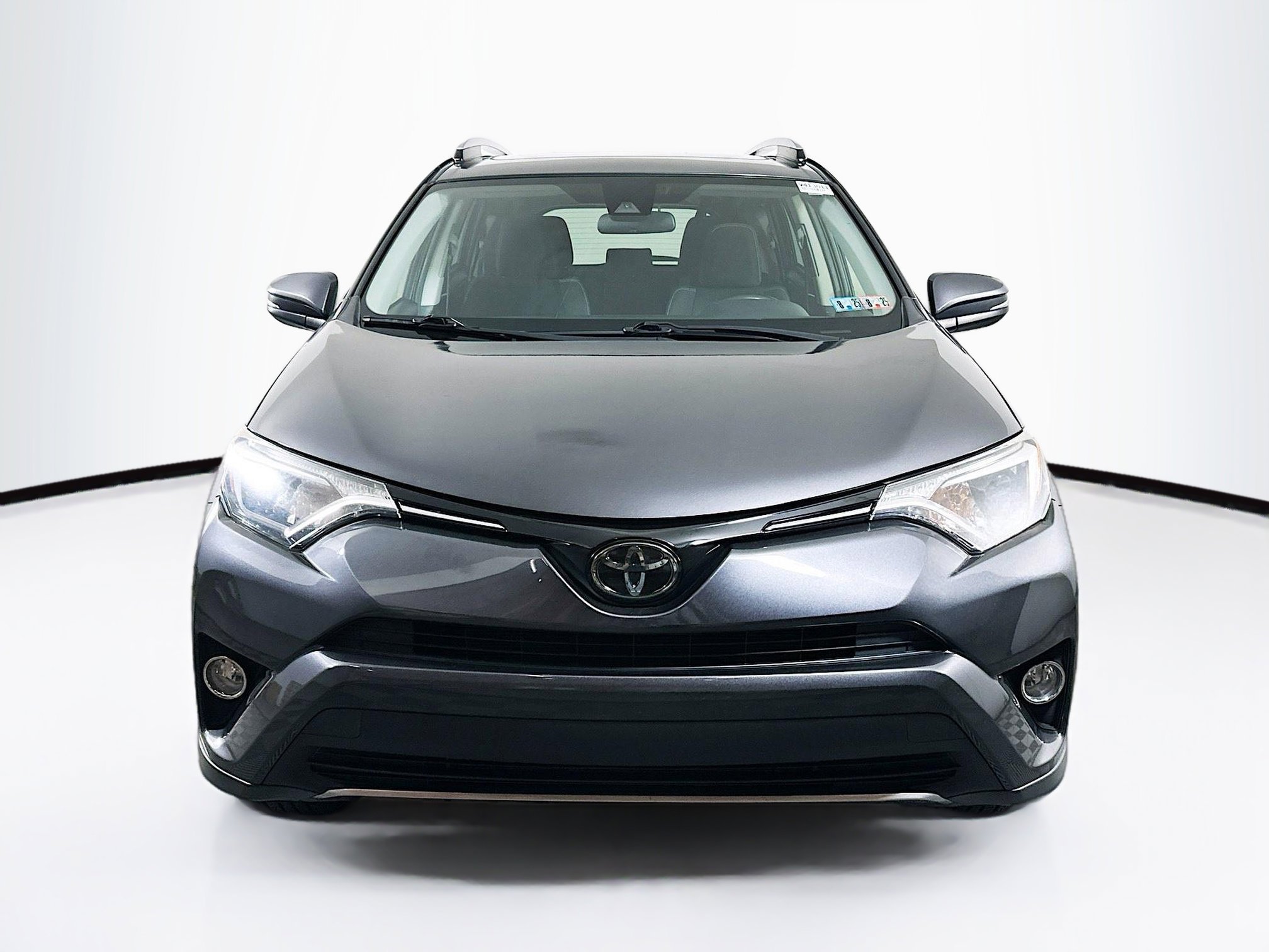 Used 2018 Toyota RAV4 XLE with VIN JTMRFREVXJJ249464 for sale in Doylestown, PA