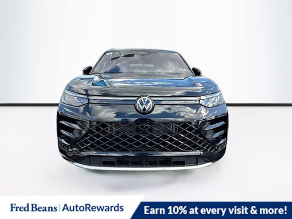 New 2026 Volkswagen Tiguan 2.0T SEL R-Line SUV