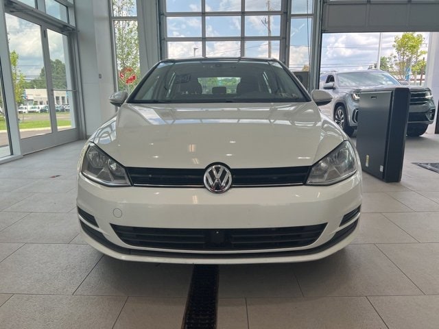 3VW217AU4HM003747