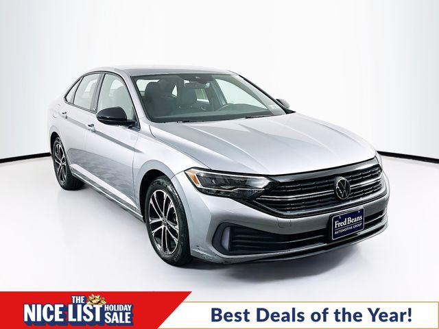 2024 Volkswagen Jetta Sport's photo