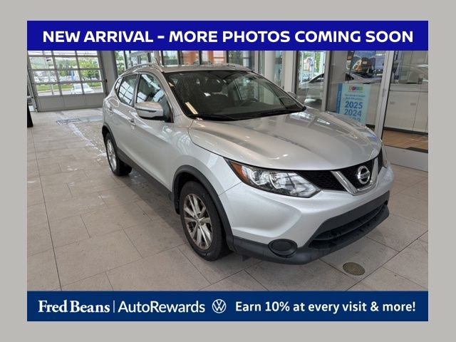 2017 Nissan Rogue Sport SV AWD's photo