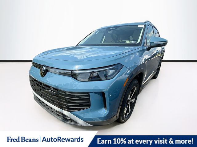 2025 Volkswagen Tiguan SE photo 3