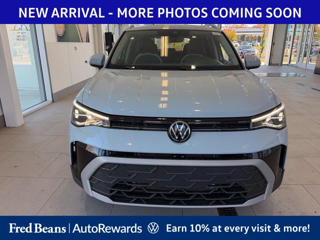 Certified 2025 Volkswagen Taos 1.5T SE SUV