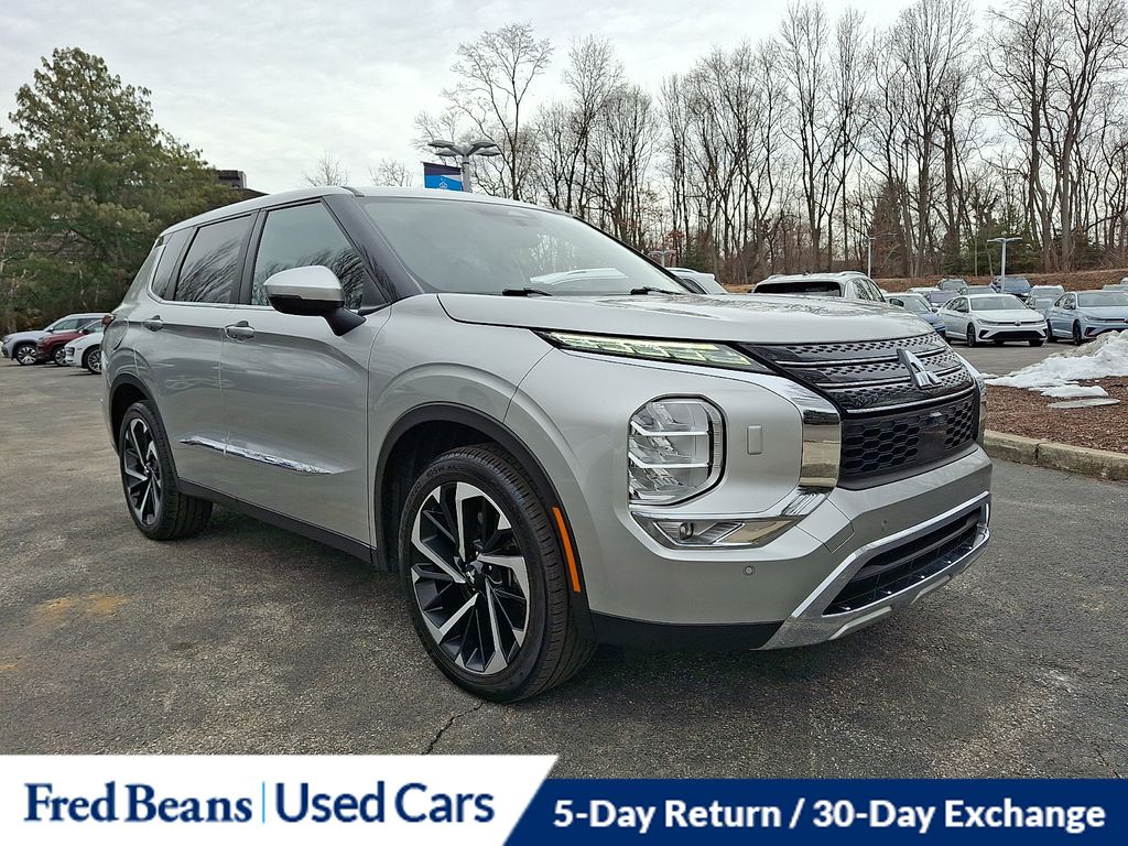 2022 Mitsubishi Outlander