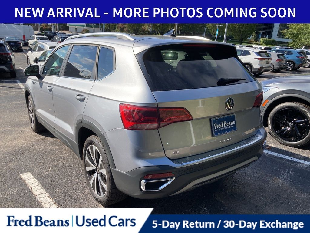 2023 Volkswagen Taos SE photo 4