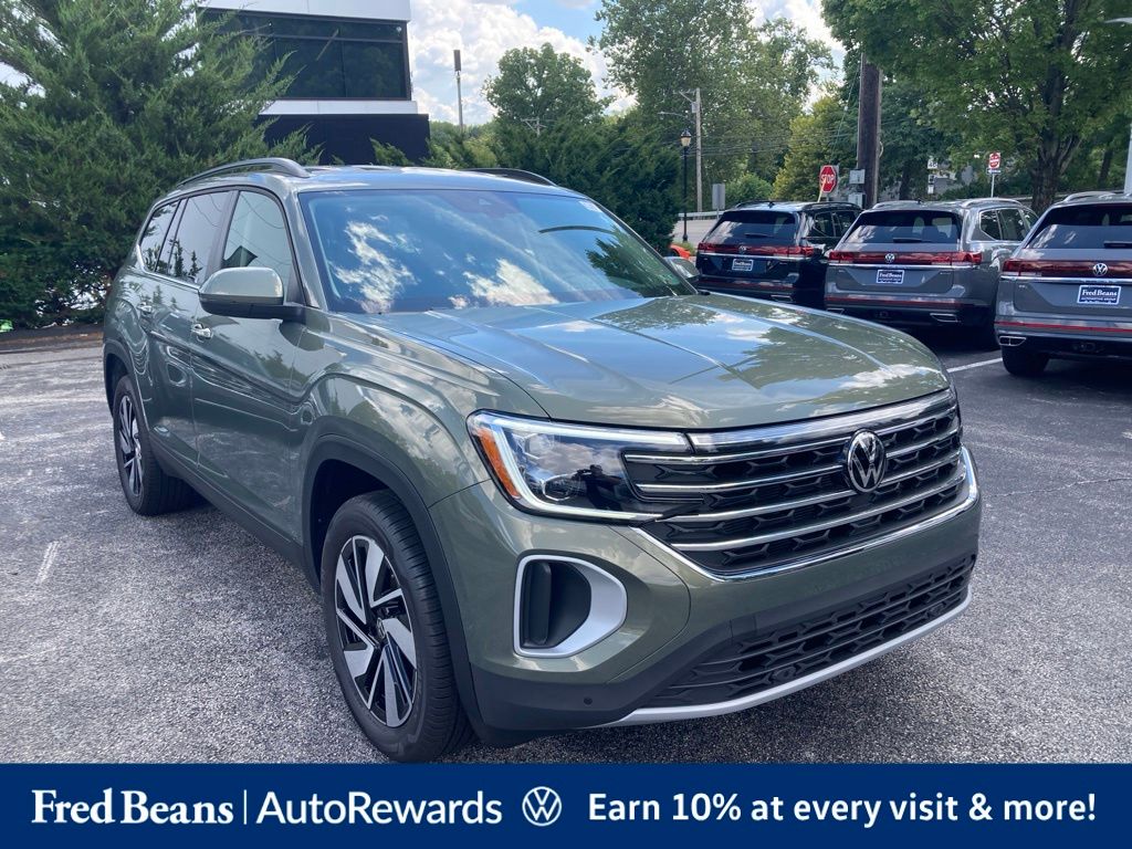 2026 Volkswagen Atlas SE w/Tech