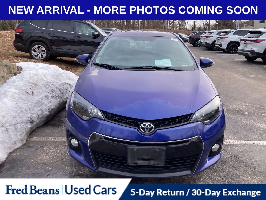 Used 2014 Toyota Corolla L with VIN 5YFBURHE5EP000414 for sale in Devon, PA