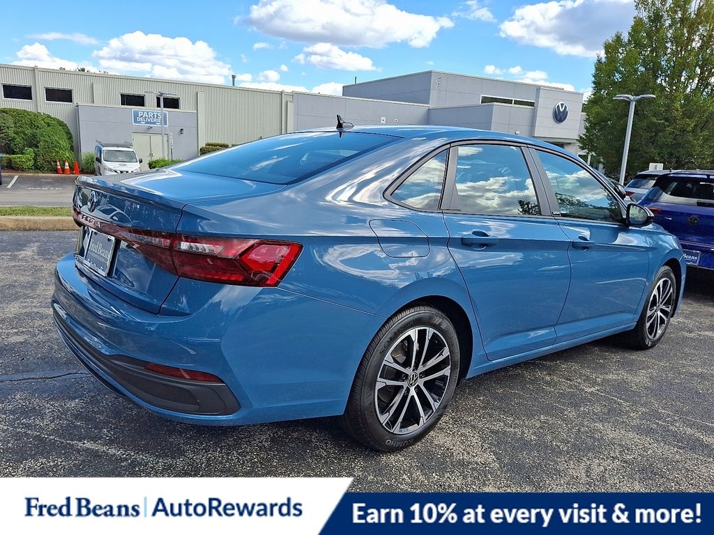 New 2025 Volkswagen Jetta 1.5T Sport Sedan