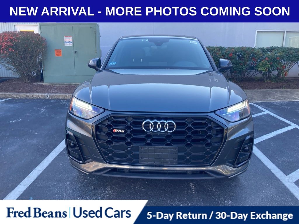 2023 Audi SQ5 Premium Plus photo 2
