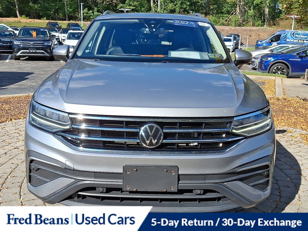 2022 Volkswagen Tiguan SE photo 2