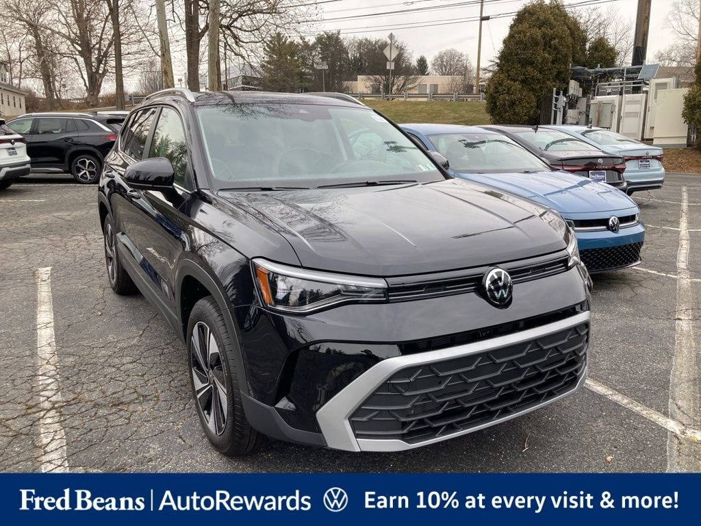 New 2026 Volkswagen Taos 1.5T SE SUV