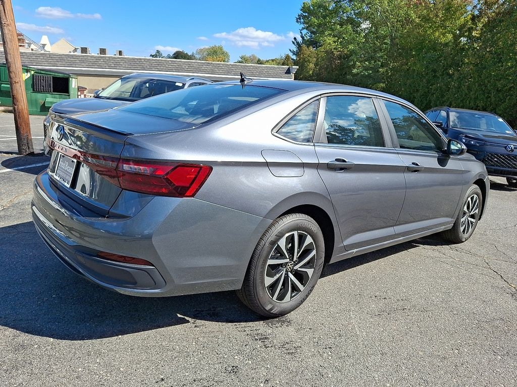 New 2025 Volkswagen Jetta 1.5T S Sedan