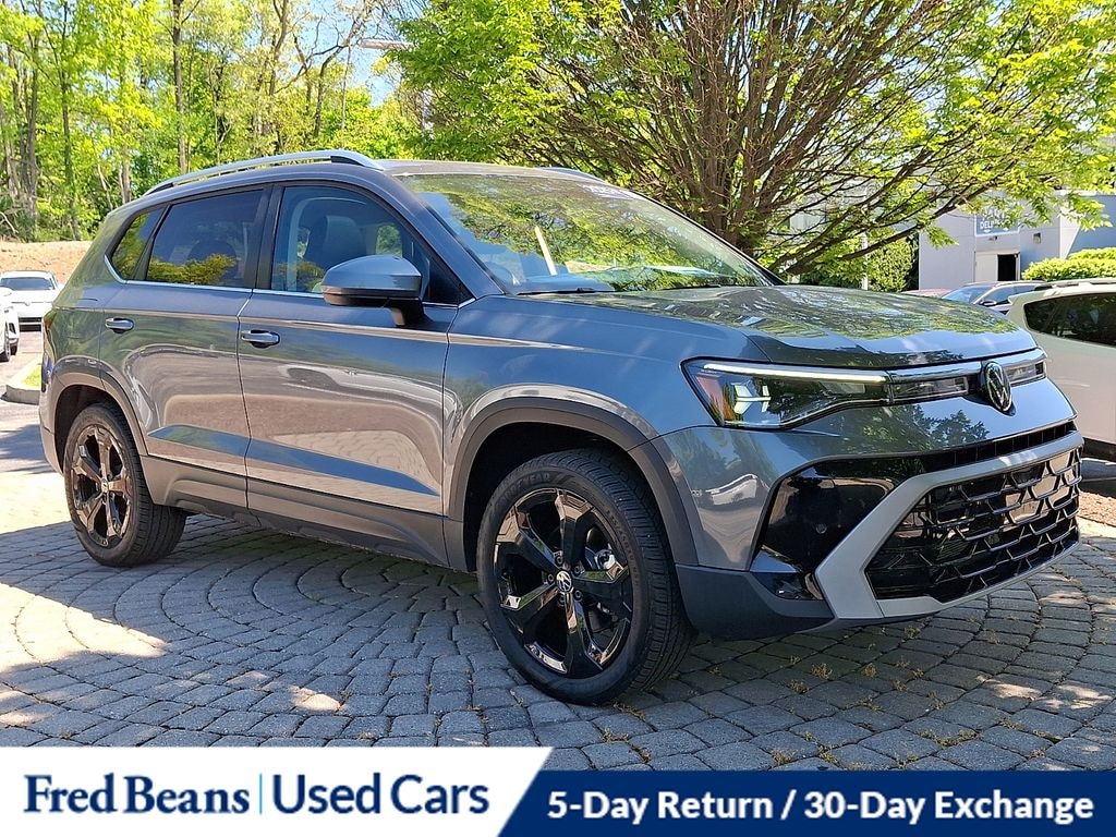 Used 2025 Volkswagen Taos 1.5T SEL SUV