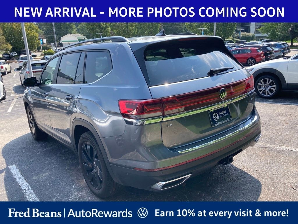 Used 2024 Volkswagen Atlas 2.0T SE w/Technology SUV