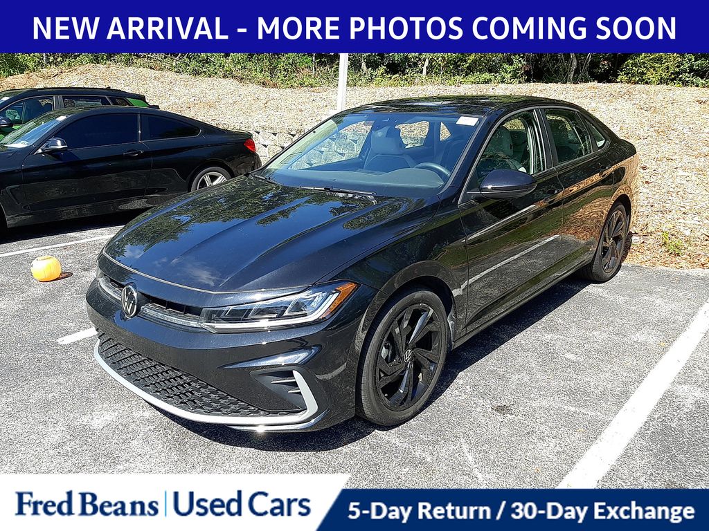 2025 Volkswagen Jetta 1.5T SE photo 3