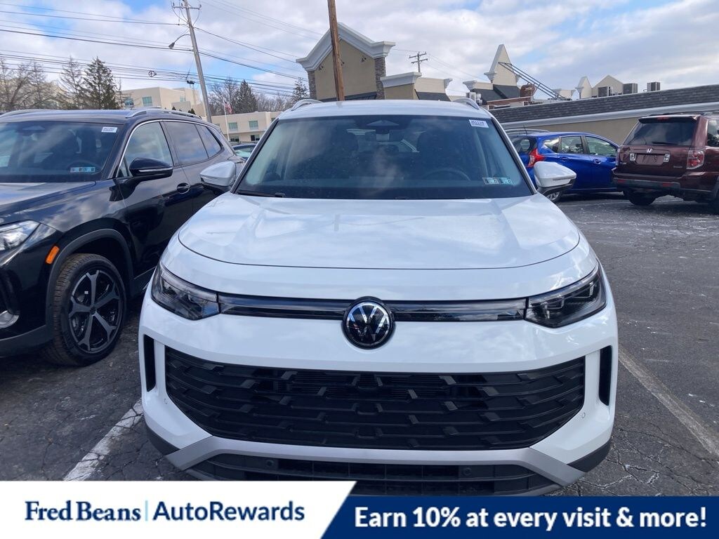 New 2026 Volkswagen Tiguan 2.0T SE SUV