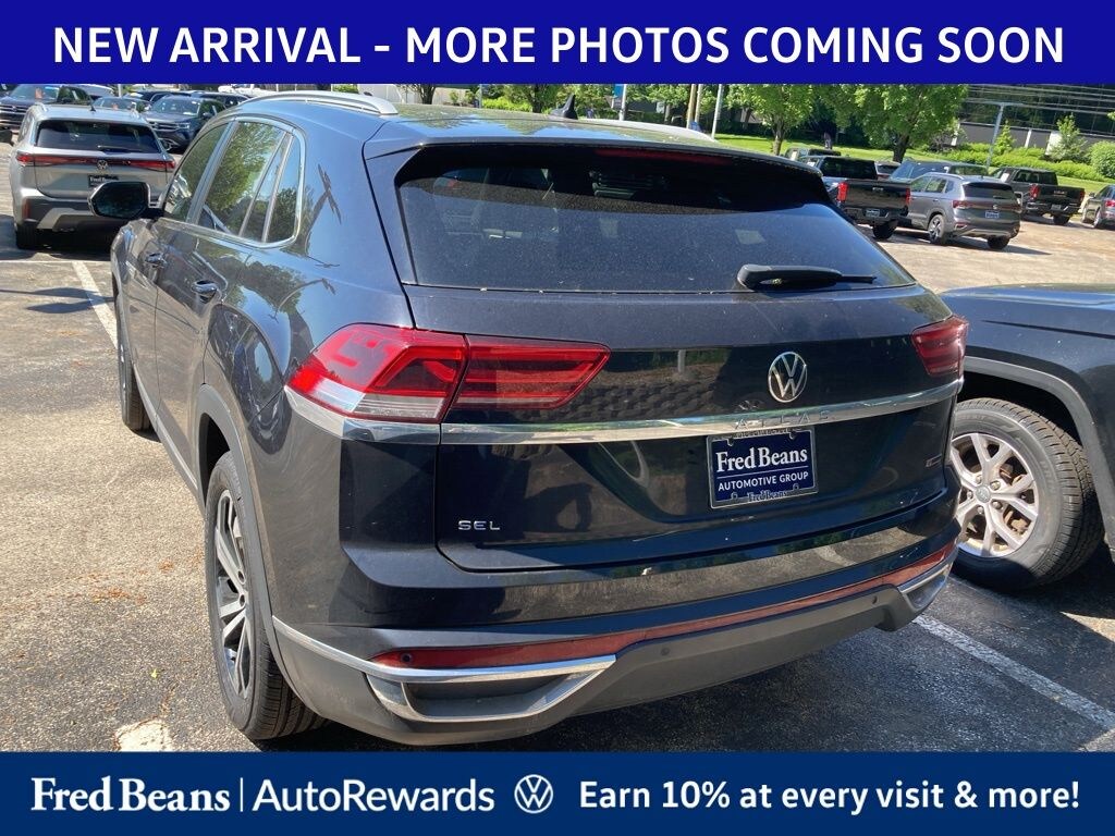 Used 2022 Volkswagen Atlas Cross Sport 2.0T SEL SUV