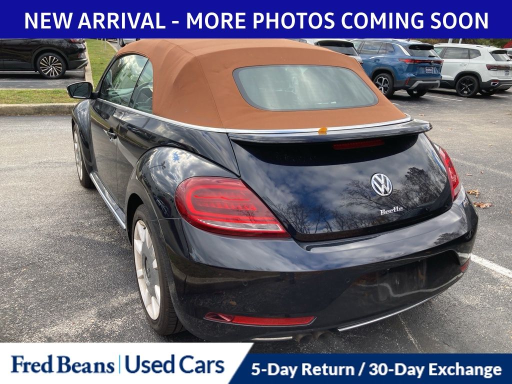 2019 Volkswagen Beetle Convertible Final Edition SEL photo 4