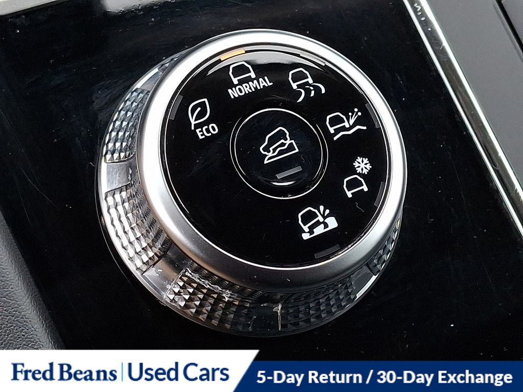 2022 Mitsubishi Outlander SE - Photo 25