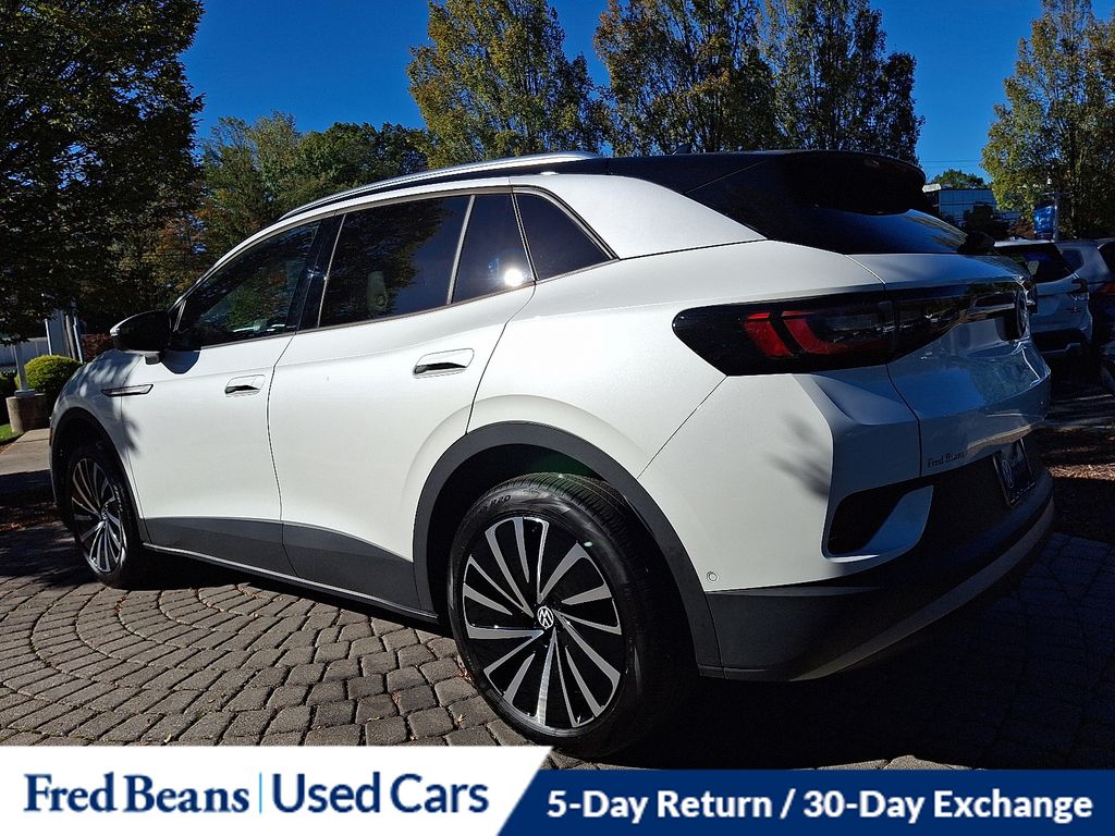 2023 Volkswagen ID.4 Pro Plus photo 4