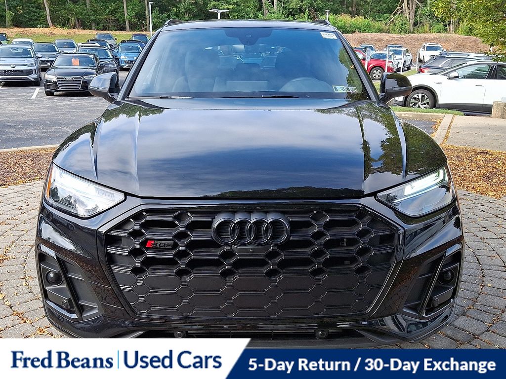 2023 Audi SQ5 Premium Plus photo 2