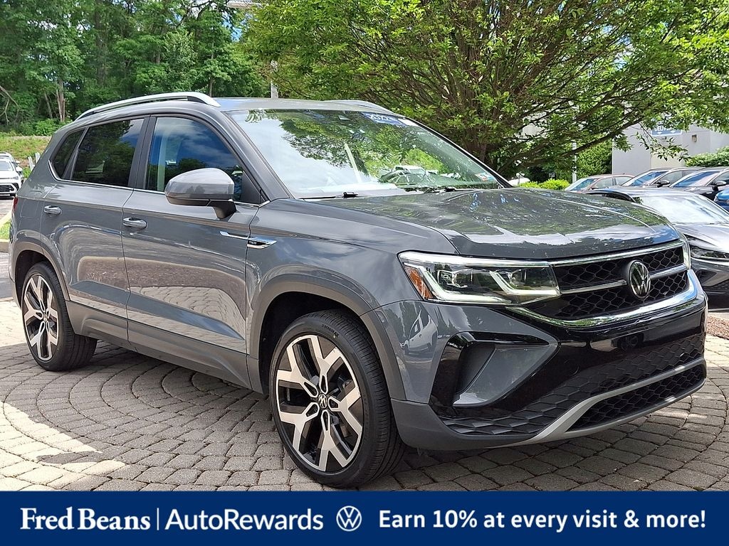 Certified 2022 Volkswagen Taos 1.5T SEL 4MOTION SUV