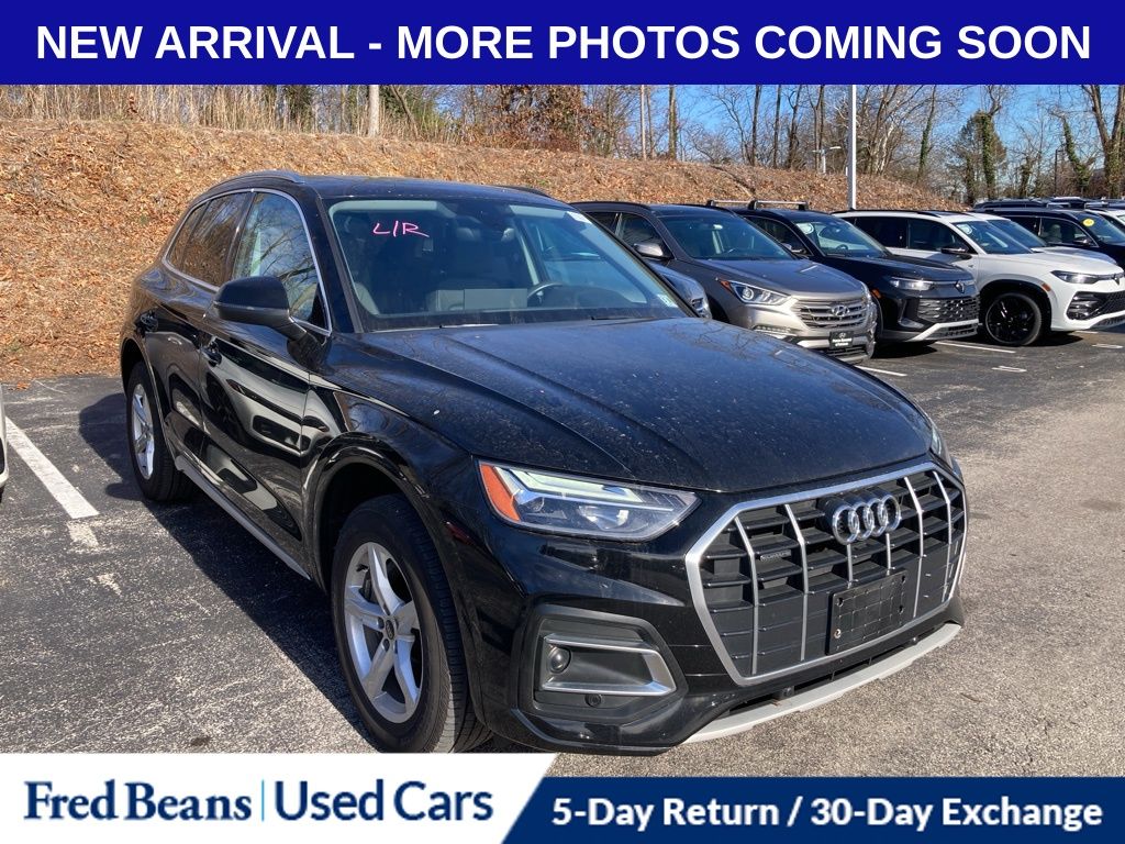 2023 Audi Q5 Premium's photo