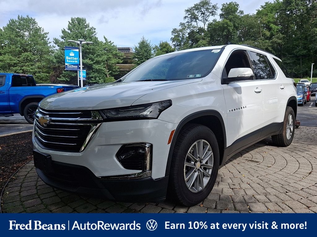 Used 2022 Chevrolet Traverse LT Cloth w/1LT SUV