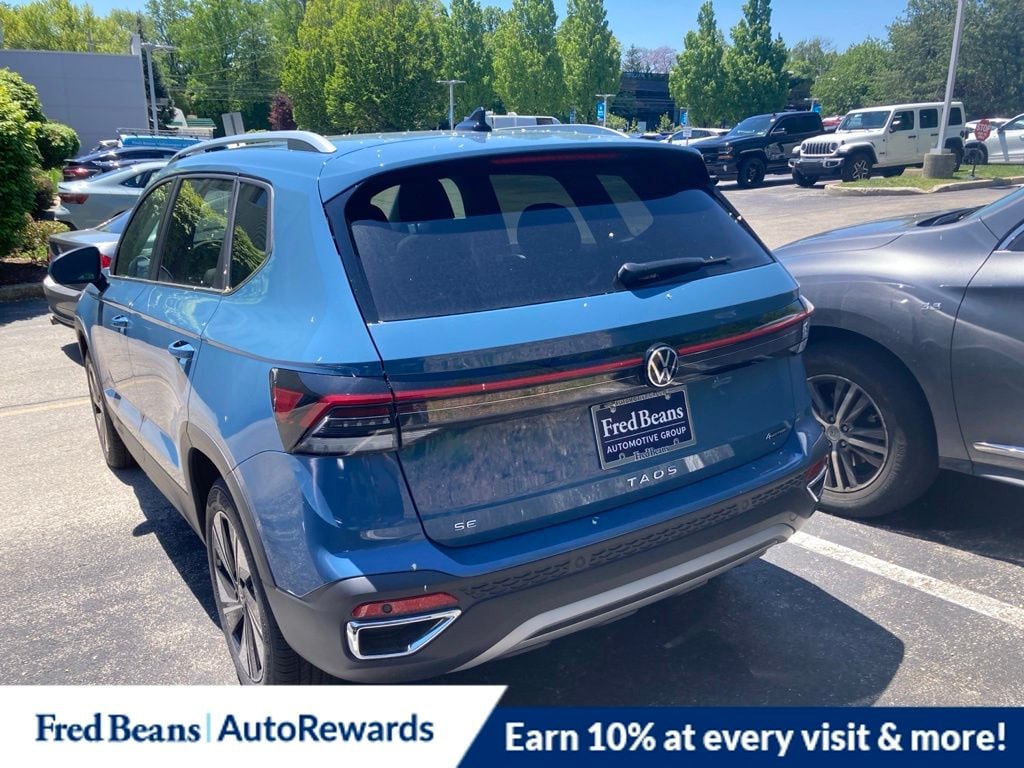 New 2026 Volkswagen Taos 1.5T SE SUV