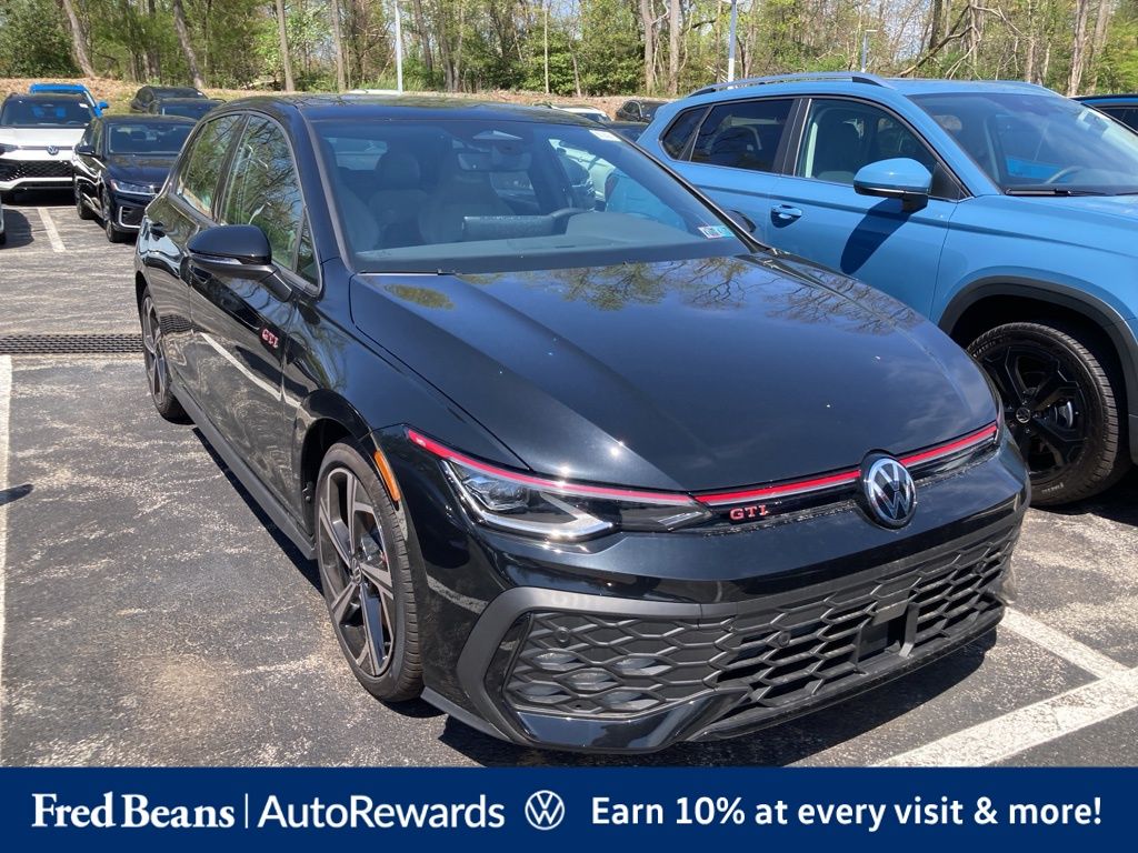 2026 Volkswagen Golf GTI 2.0T SE 4-door DSG's photo