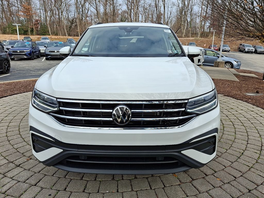 2024 Volkswagen Tiguan S photo 2