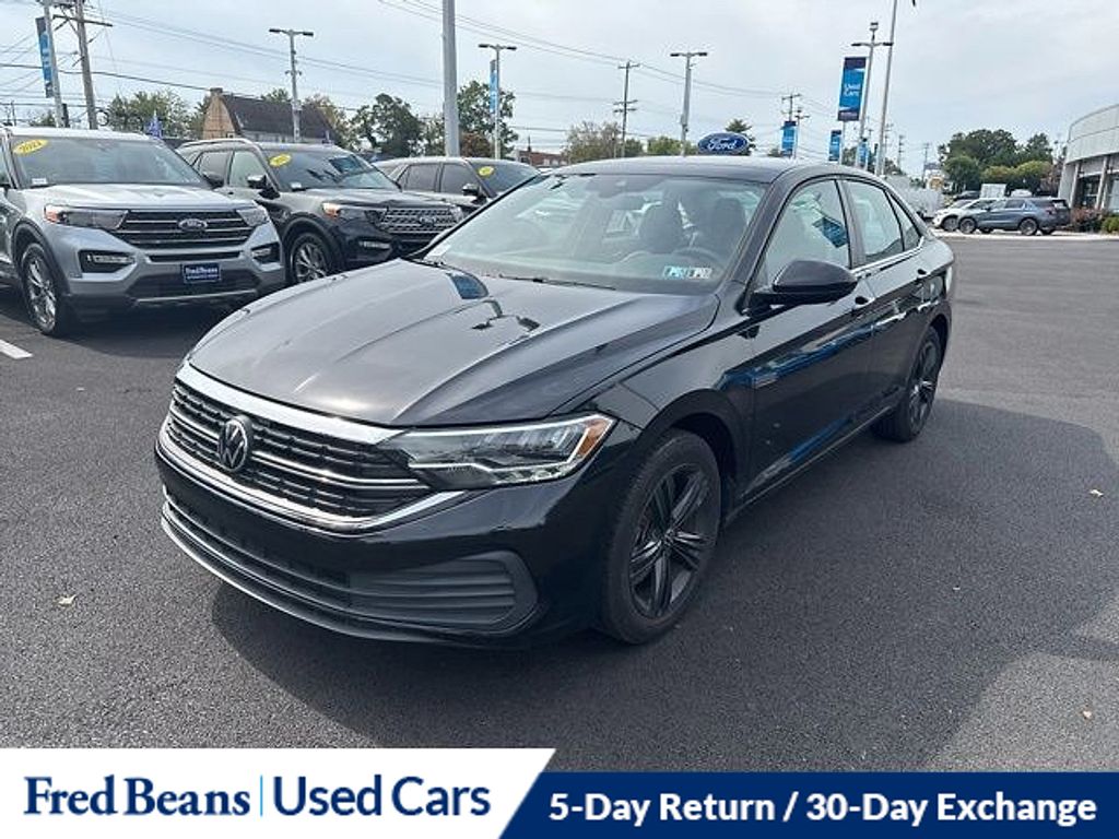 2022 Volkswagen Jetta 1.5T SE photo 3